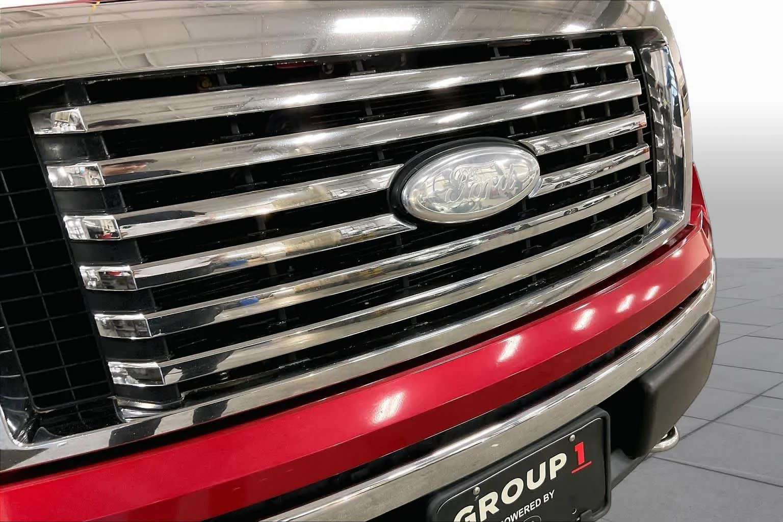 Used 2011 Red Candy Metallic Tinted Clearcoat Ford XLT image 29