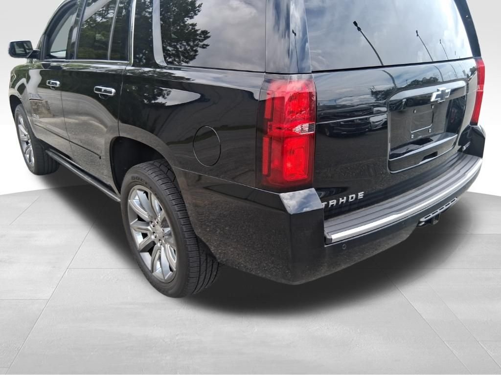 Used 2018 Black Chevrolet Premier image 8