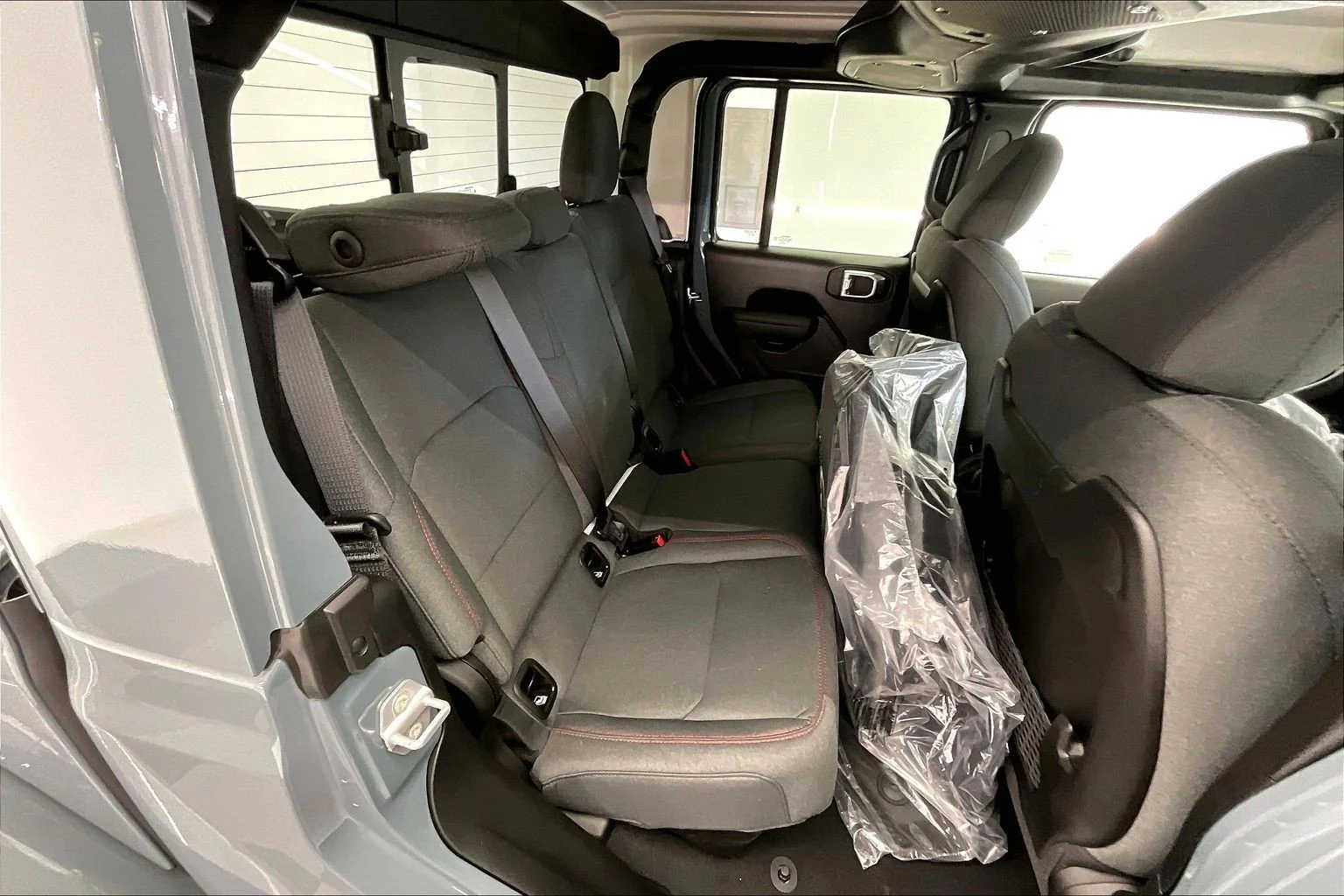 New 2026 Anvil Clearcoat Jeep Rubicon image 10
