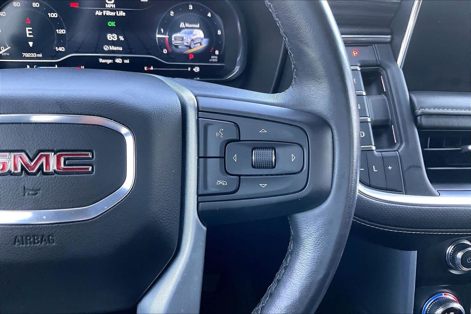 Used 2022 Onyx Black GMC SLT image 25