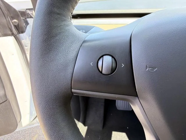 Used 2023 White Tesla Long Range image 14