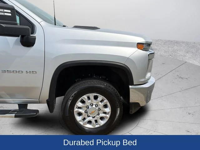 Used 2022 Silver Chevrolet LT image 33