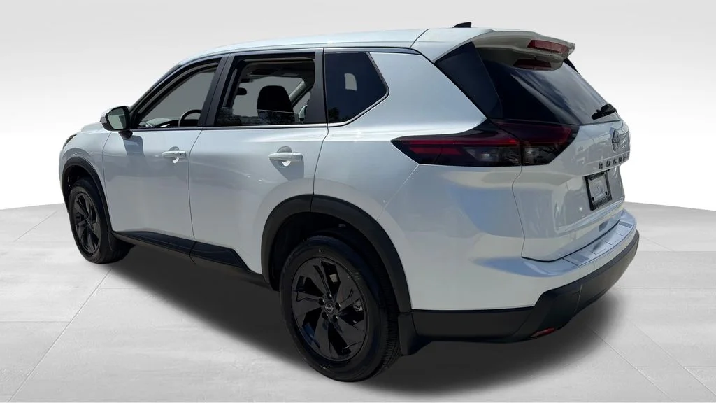 New 2026 White Nissan SV image 5
