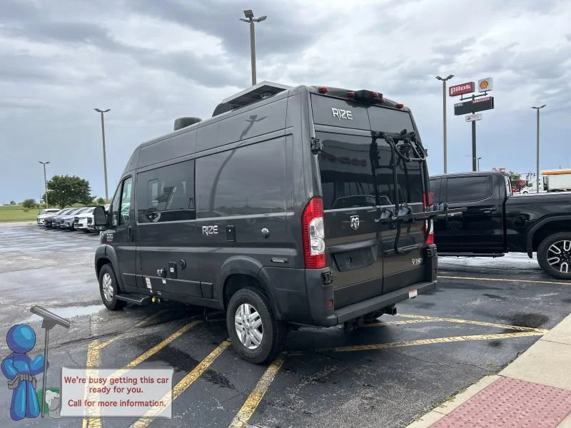 Used 2021 Granite Crystal Metallic Clearcoat Ram Base image 3