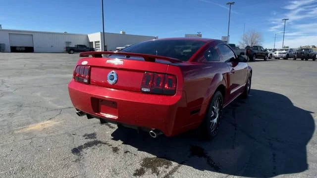 Used 2008 Red Ford GT Deluxe image 8