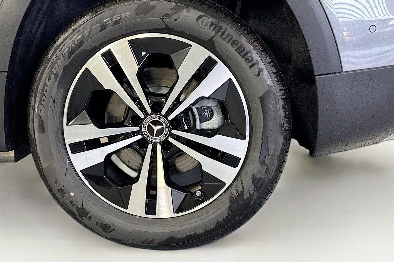 New 2026 Mountain Grey Metallic Mercedes-Benz GLB 250 image 29
