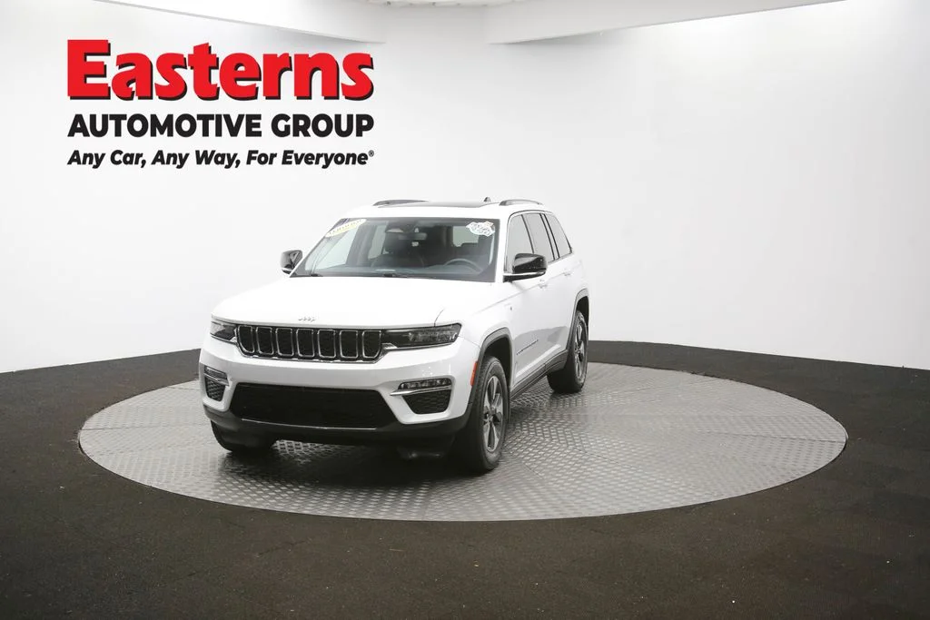 Used 2022 White Jeep 4xe image 49