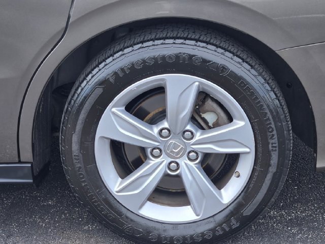 Used 2019 Gray Honda EX-L image 16