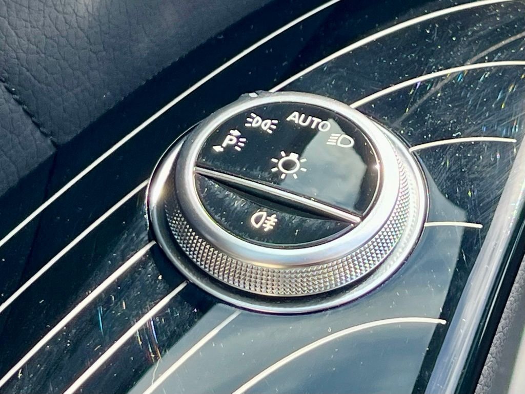 Certified Used 2022  Mercedes-Benz S 500 image 29