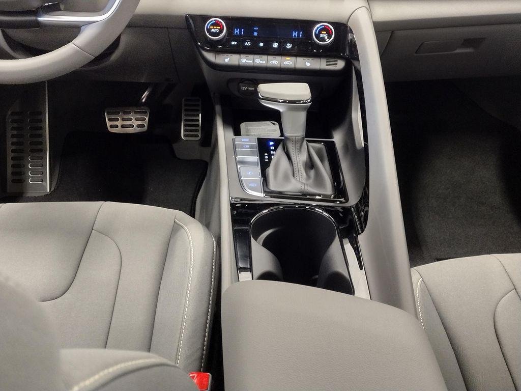 New 2026 White Hyundai SEL Sport image 33