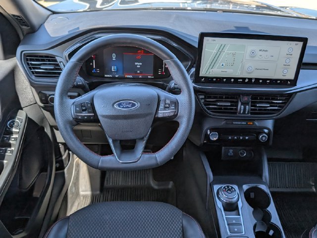 2023 Ford Escape ST-Line - Photo 38