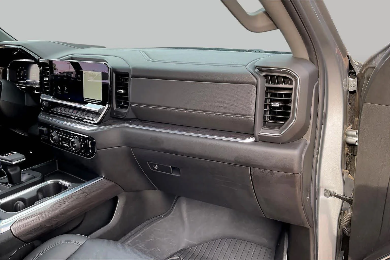 Used 2024 Sterling Gray Metallic Chevrolet LTZ image 18