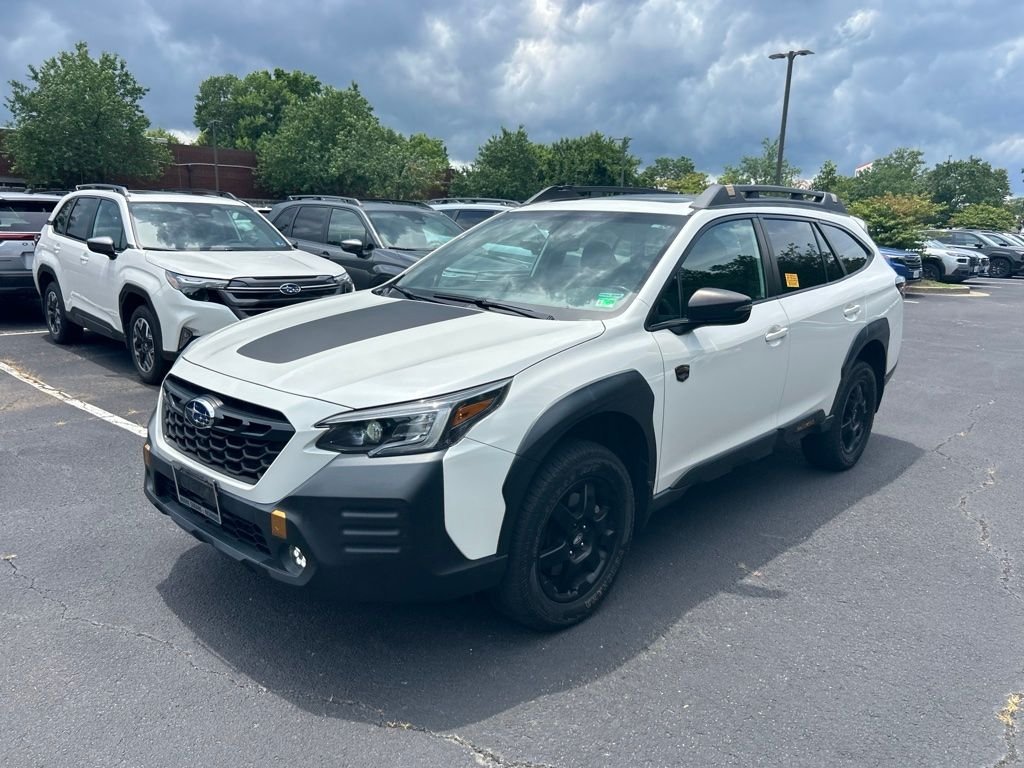 Used 2022 White Subaru Wilderness image 10