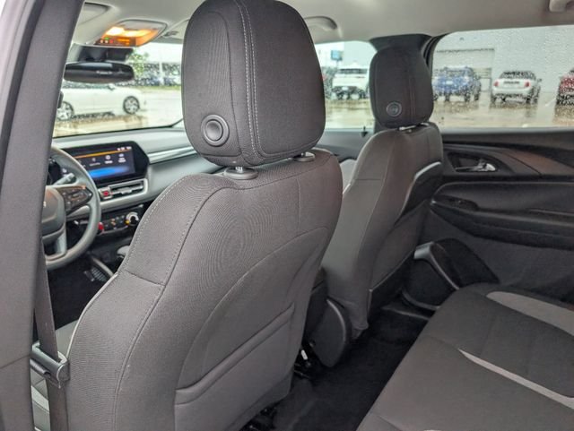 Used 2025 White Chevrolet LT image 25