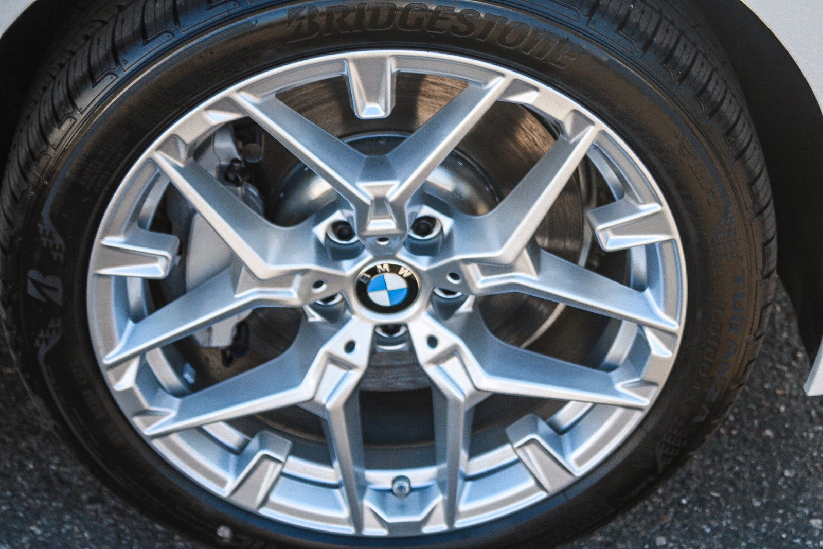 New 2026 Alpine White BMW 330i NA xDrive image 10