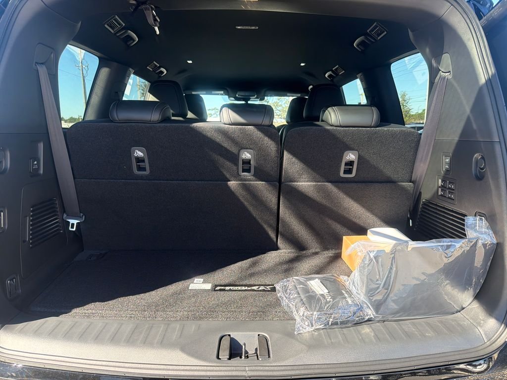 New 2026 Nissan Armada PRO-4X 4D Sport Utility