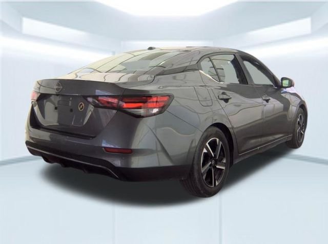 Used 2025 Gray Nissan SV image 5