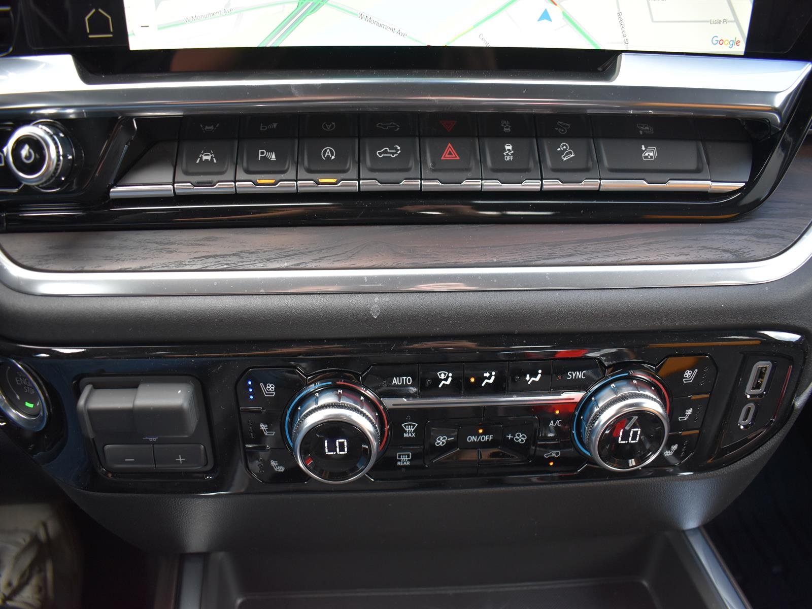 2026 GMC Sierra 1500 SLT - Photo 18