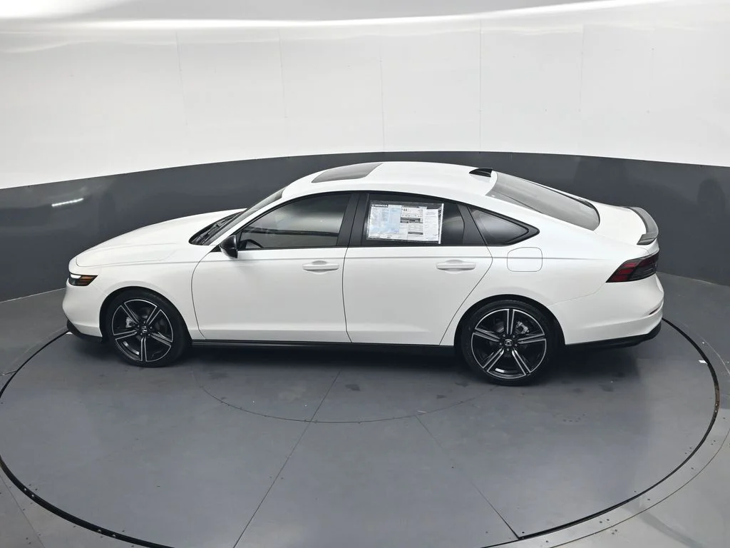 New 2026 Platinum White Pearl Honda Sport image 19