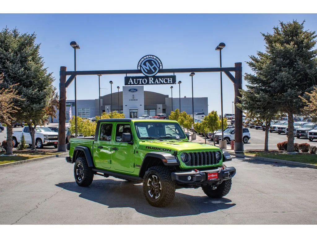 2025 Jeep Gladiator Rubicon Auto's photo