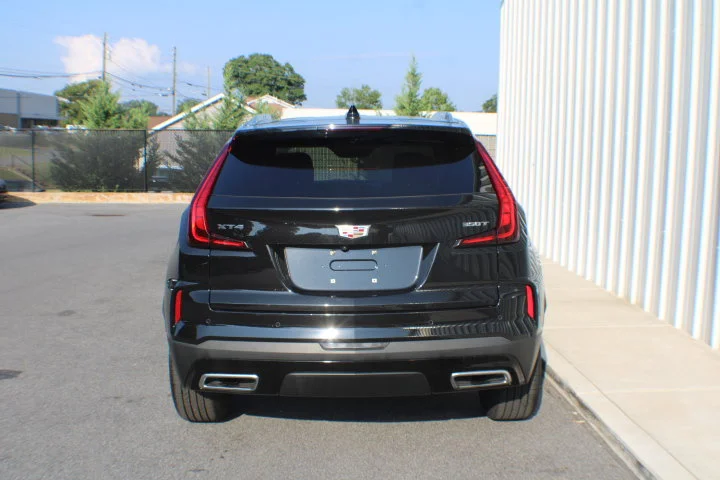 Used 2025 Stellar Black Metallic Cadillac Premium Luxury image 15