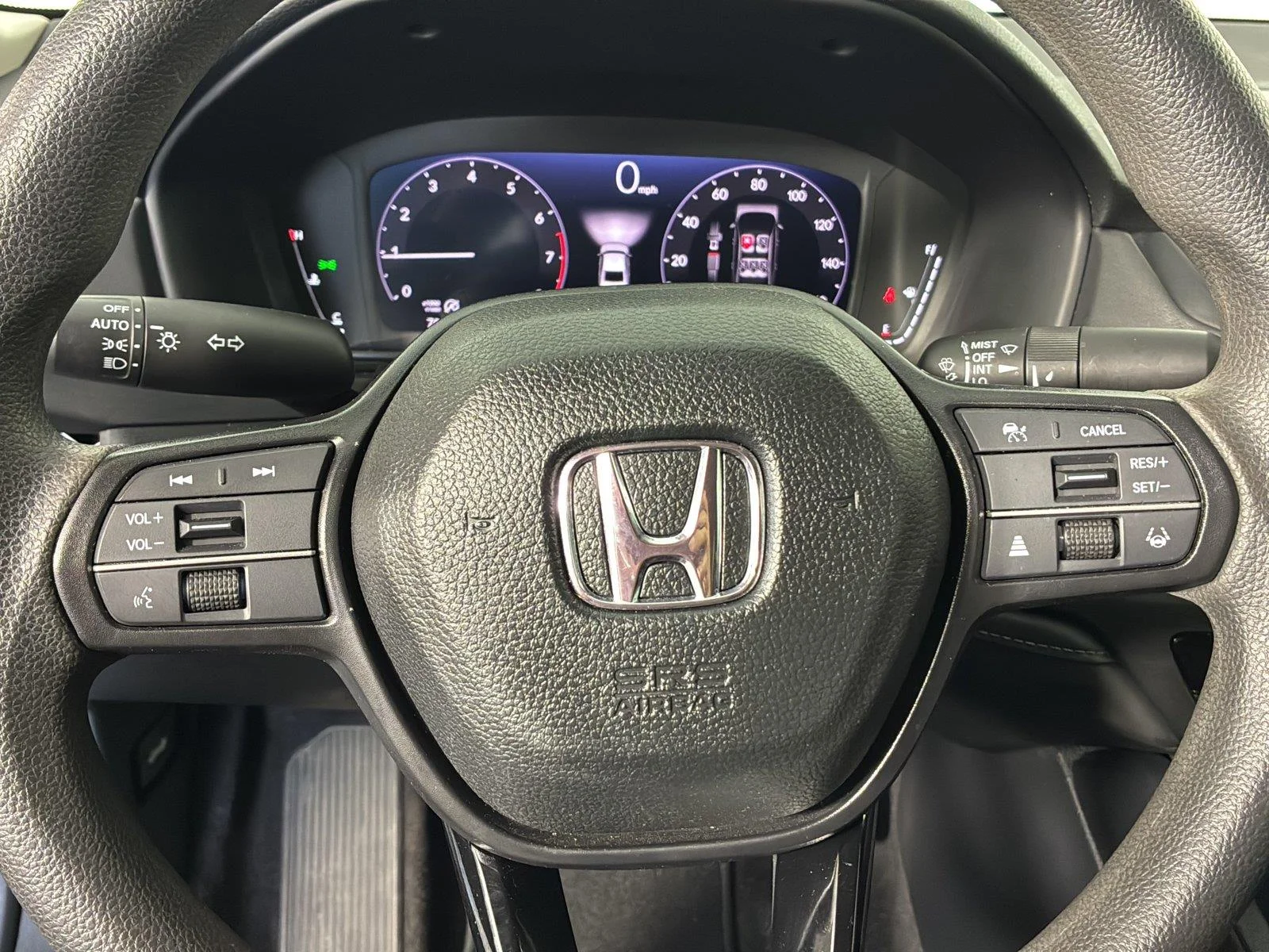 Used 2024 Platinum White Pearl Honda LX image 33