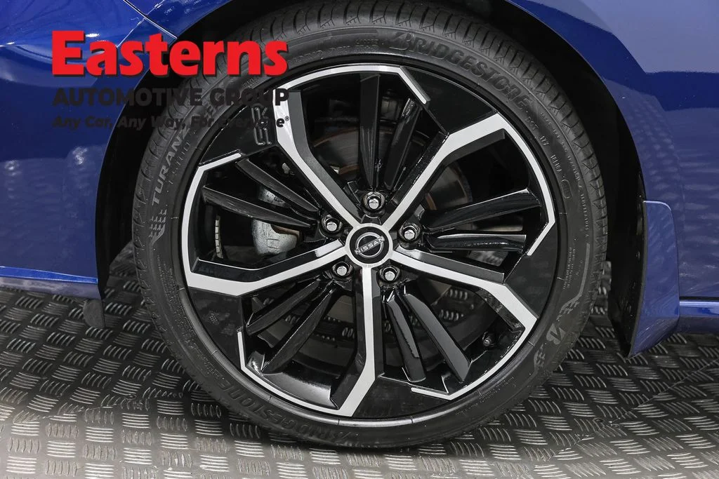 Used 2024 Blue Nissan 2.5 SR image 32