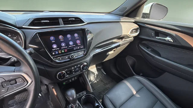 Used 2021 Blue Chevrolet ACTIV image 25