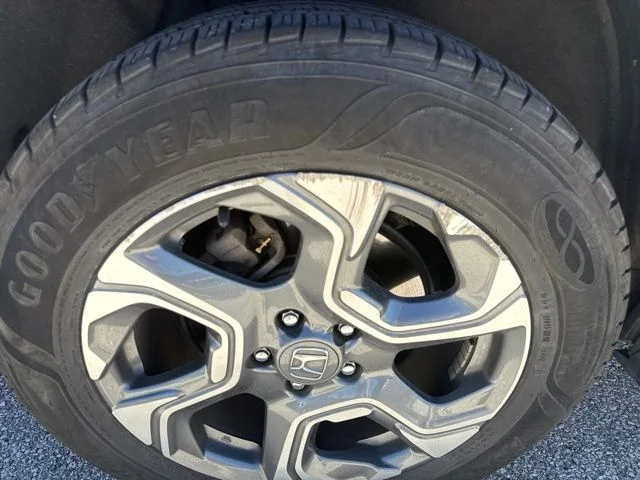 Used 2017 White Honda EX-L image 18