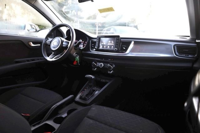 Used 2020 Clear White Kia LX image 35
