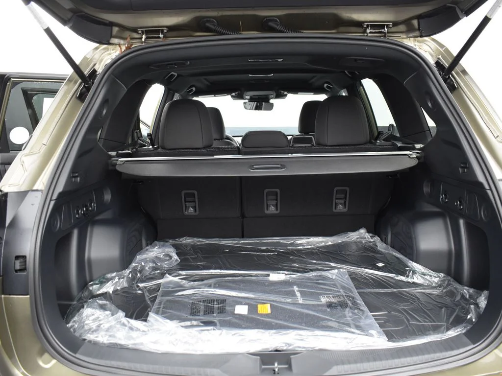 Certified Used 2026 Brown Subaru Premium image 27