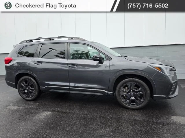 Used 2023 Magnetite Gray Metallic Subaru Onyx Edition image 10