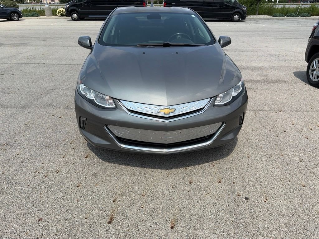 Used 2017 Gray Chevrolet LT image 3