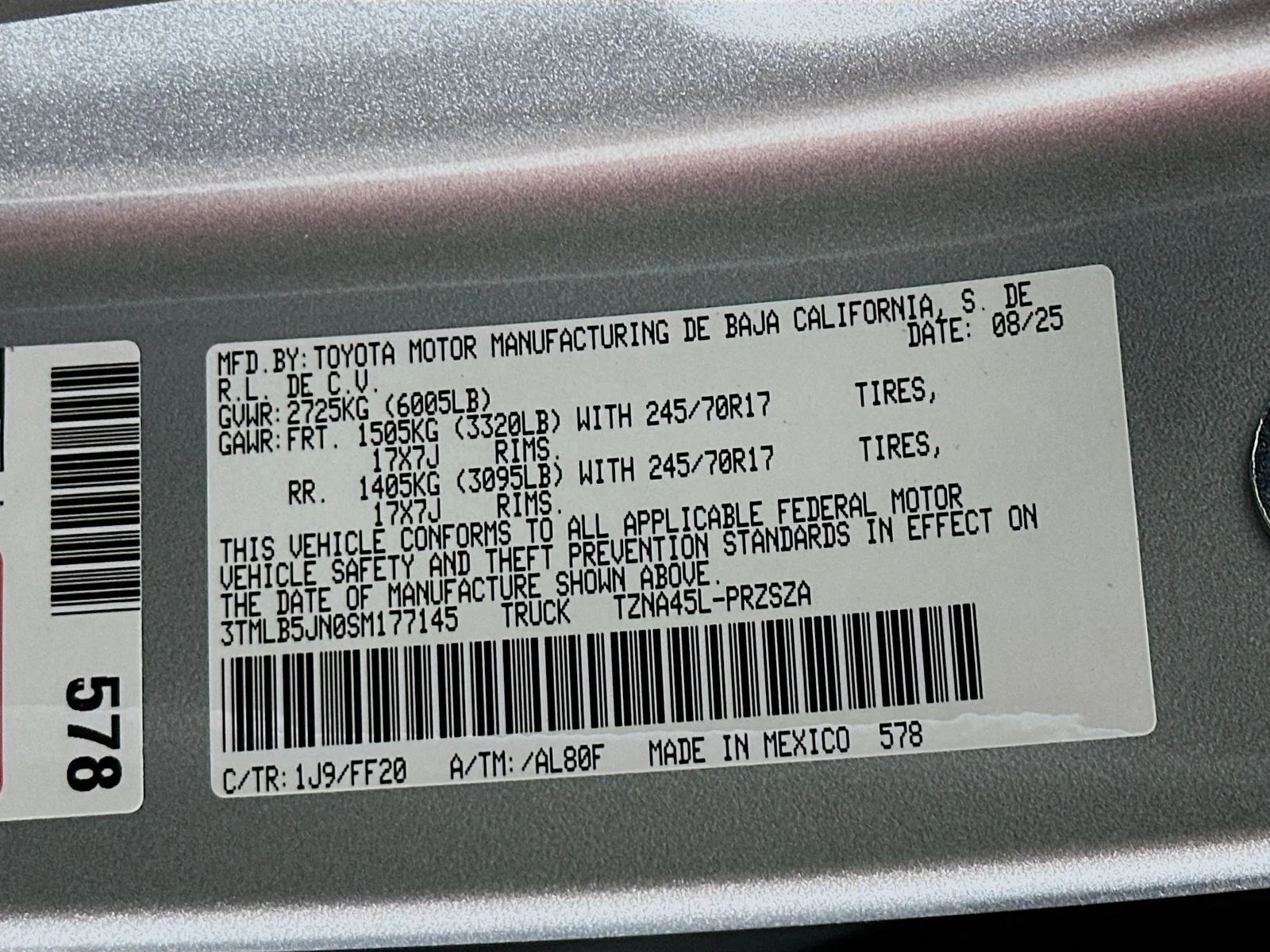 2025 Toyota Tacoma SR5 - Photo 30