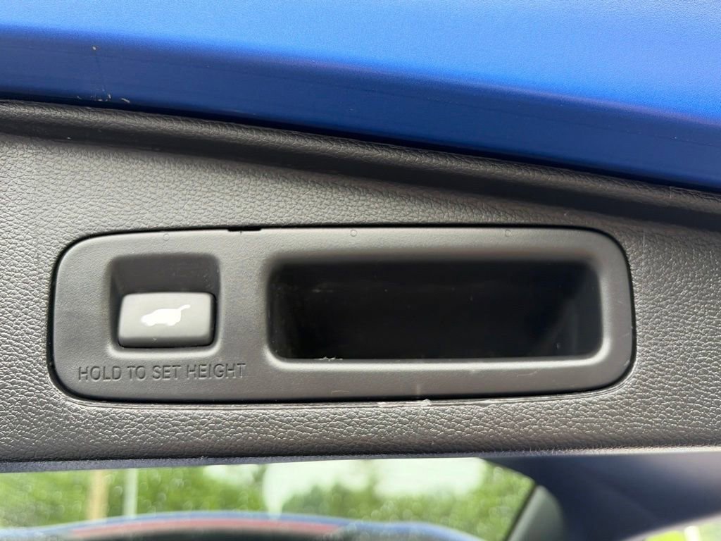 Used 2022 Blue Honda EX-L image 31