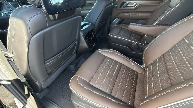 2027 GMC Yukon Denali Ultimate - Photo 24