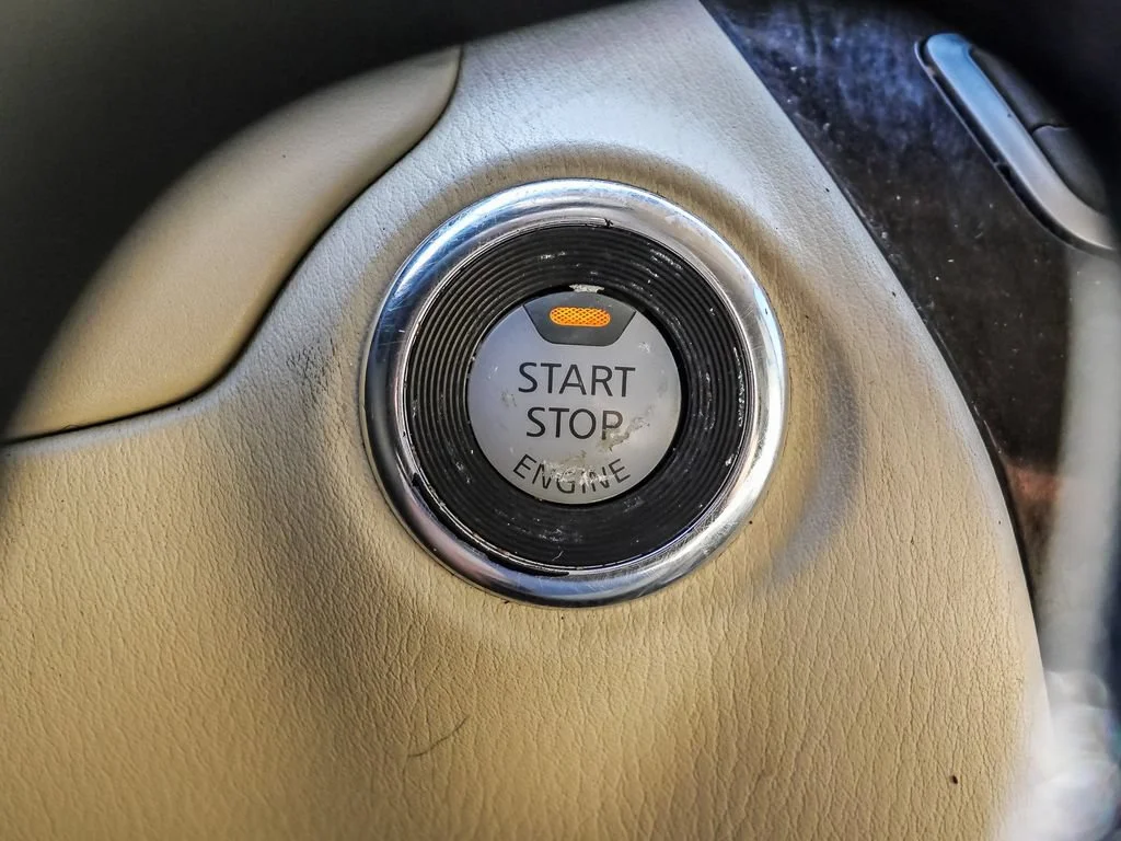 Used 2015 White INFINITI NA image 41