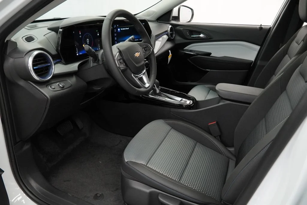 New 2026 Summit White Chevrolet LT image 11
