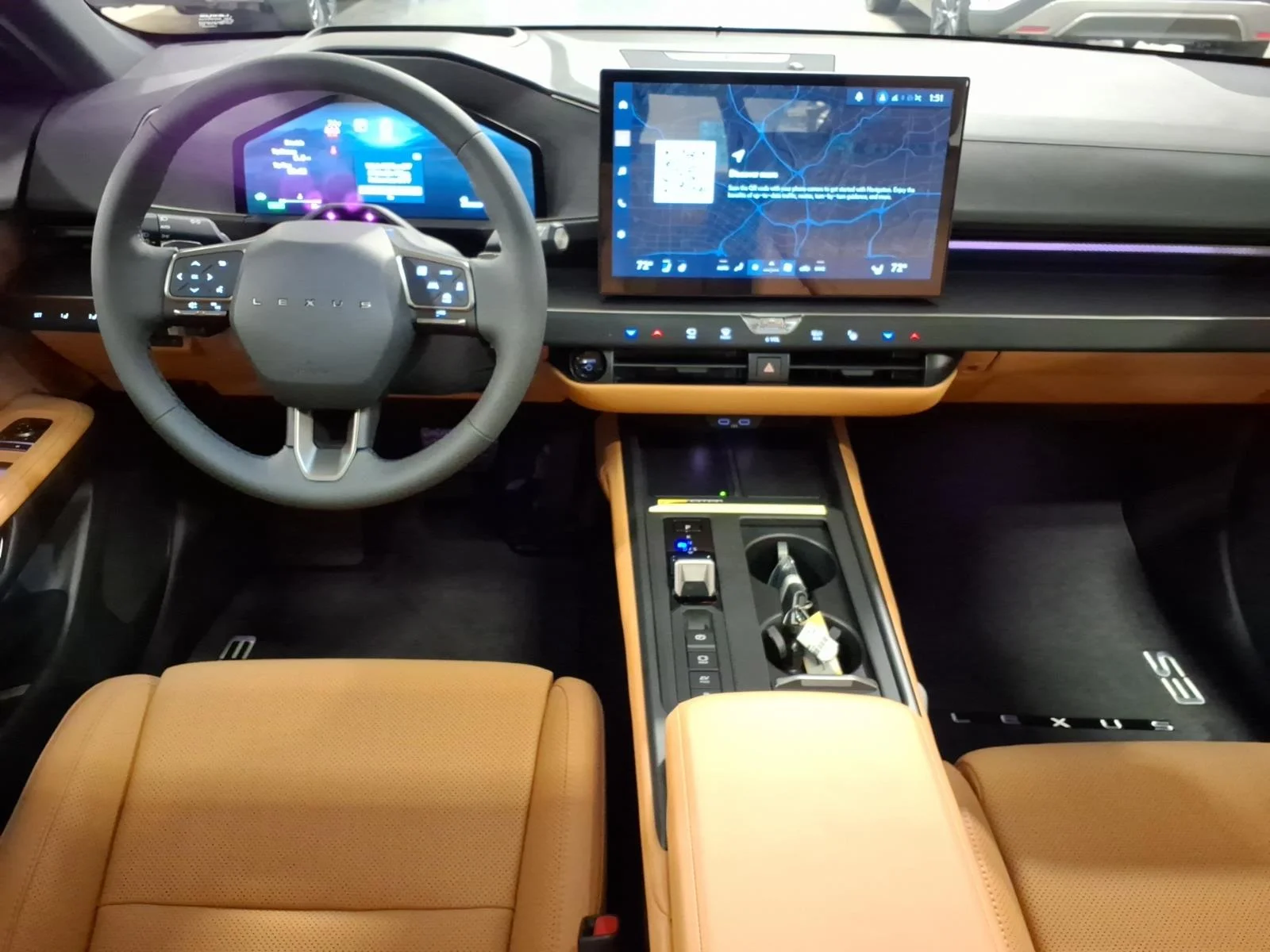 New 2026 Ultra White 083 Lexus Premium image 11