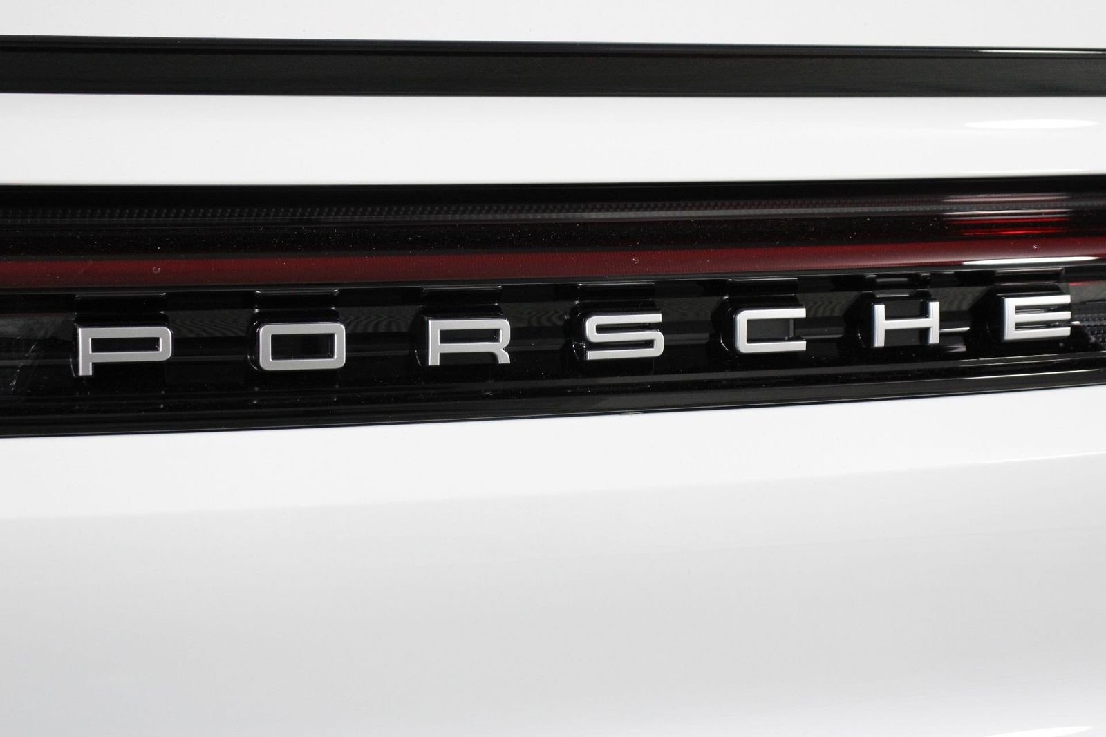 New 2026 Carrara White Metallic Porsche S image 22