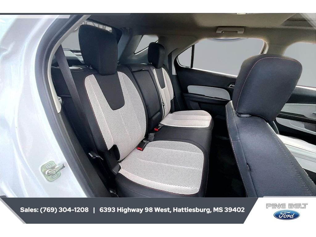 Used 2015 Summit White Chevrolet LT image 20