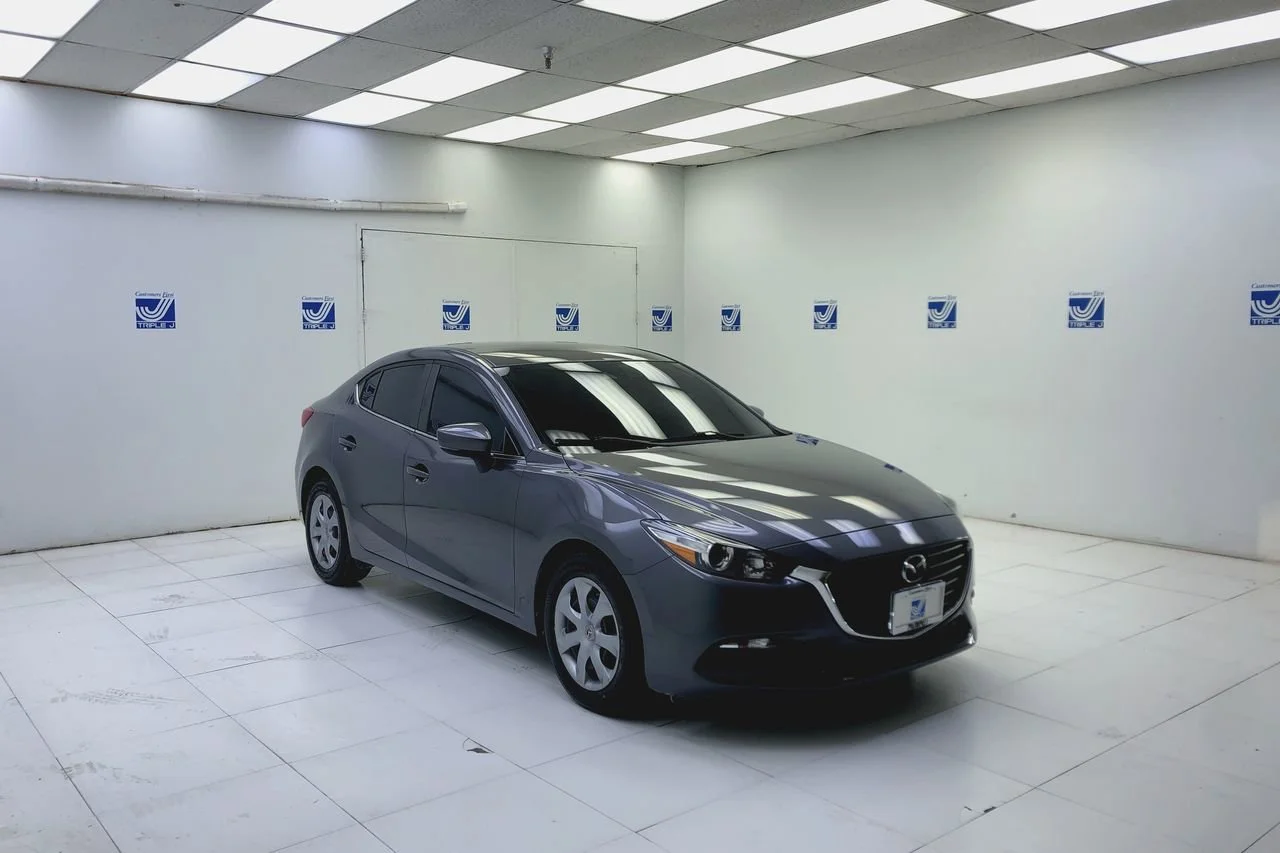 Used 2018 Machine Gray Mazda Sport image 6