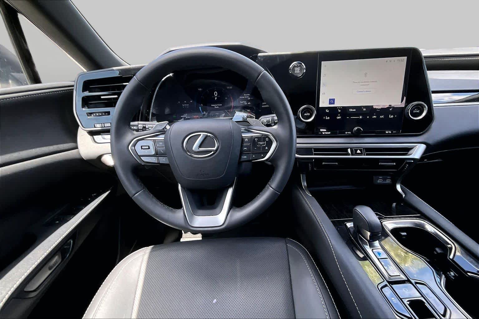 Used 2026 Eminent White Pearl Lexus  image 6
