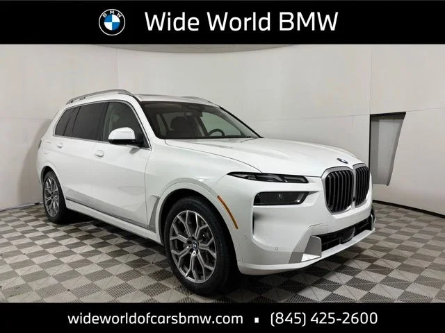 2026 BMW X7 xDrive40i's photo