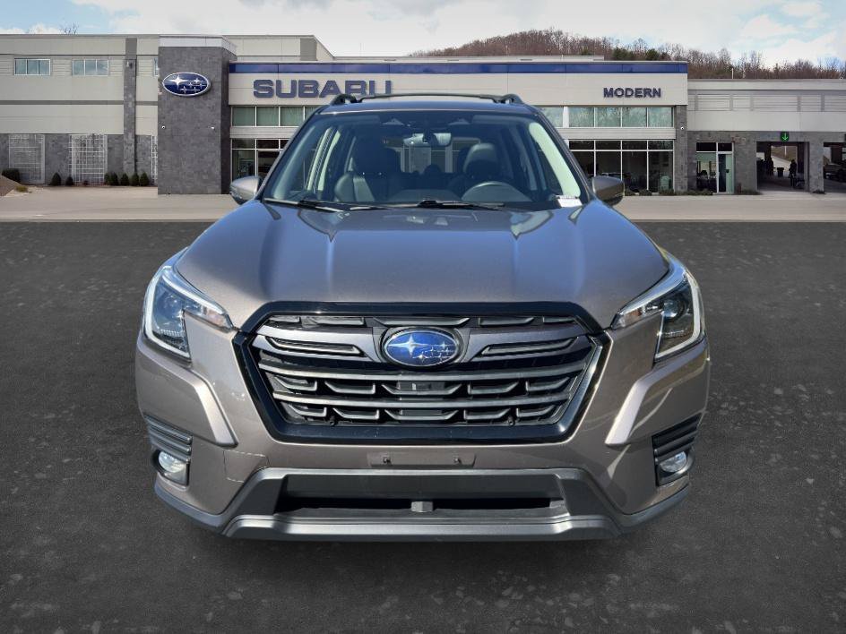 Used 2022 Brilliant Bronze Metallic Subaru Limited image 2