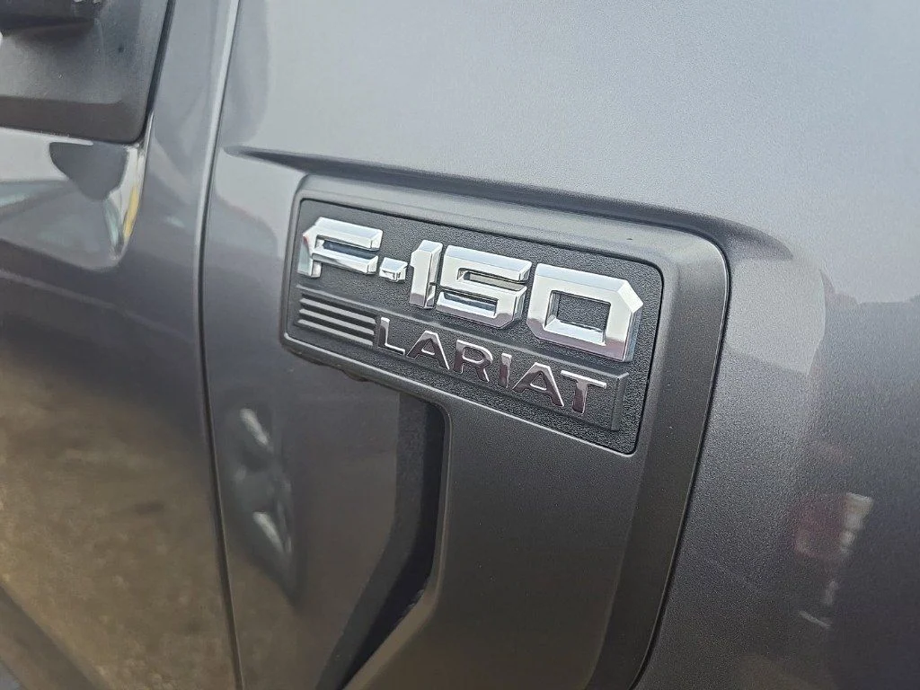 Used 2022 Gray Ford Lariat image 16