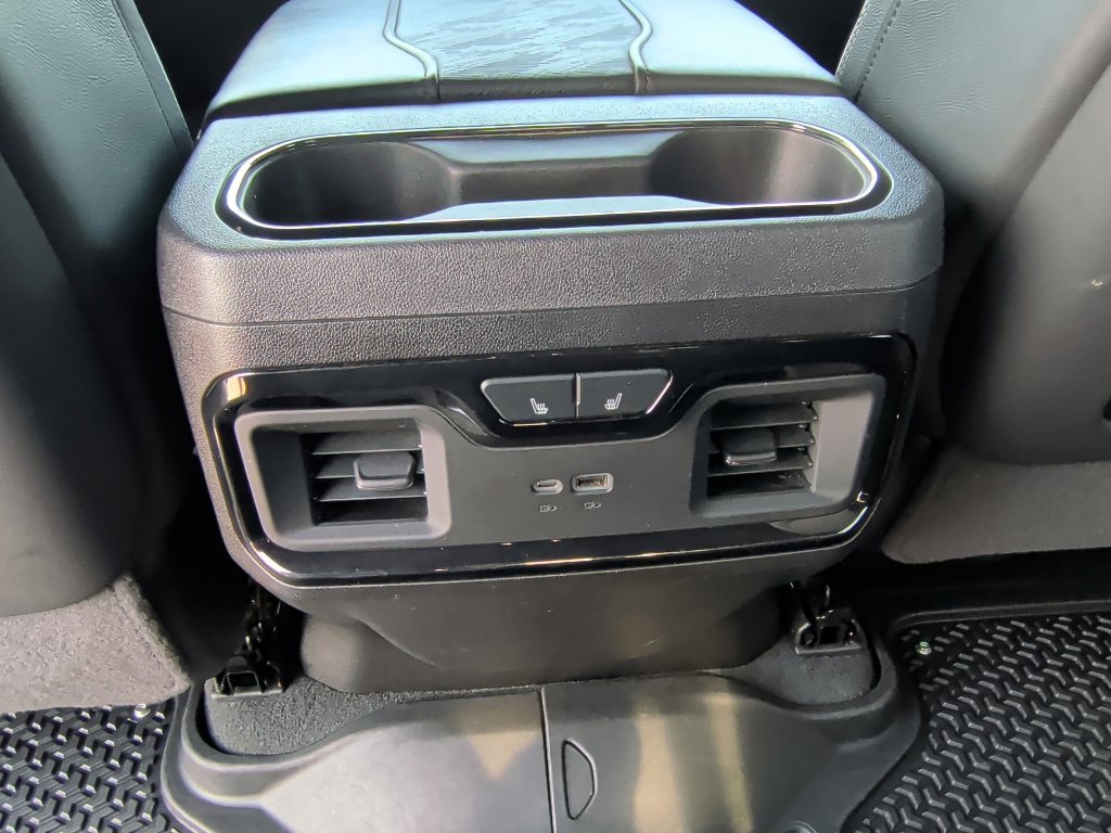 Used 2024 Summit White GMC AT4X image 44