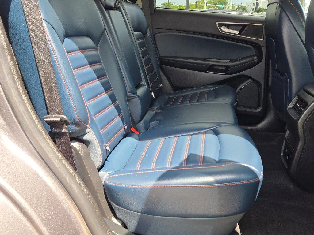Certified Used 2024 Gray Ford SEL image 9
