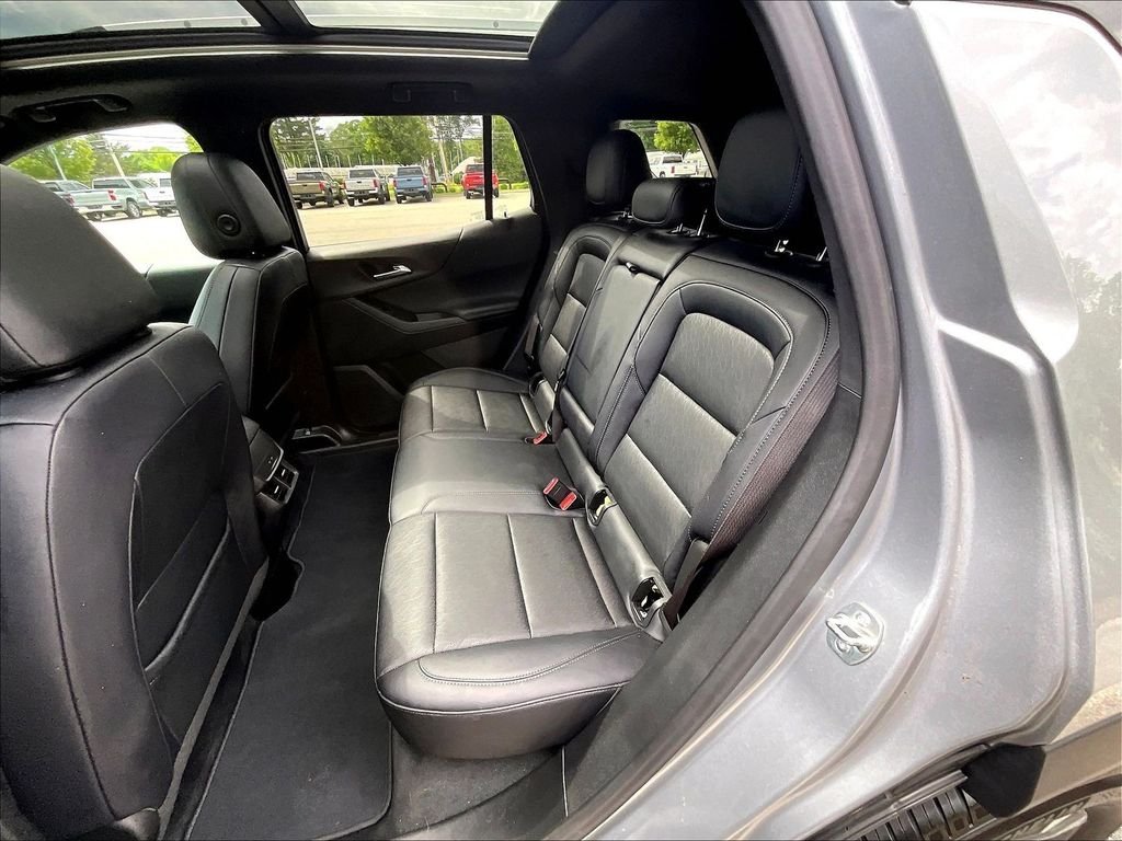 Used 2025 Gray Chevrolet LT image 15