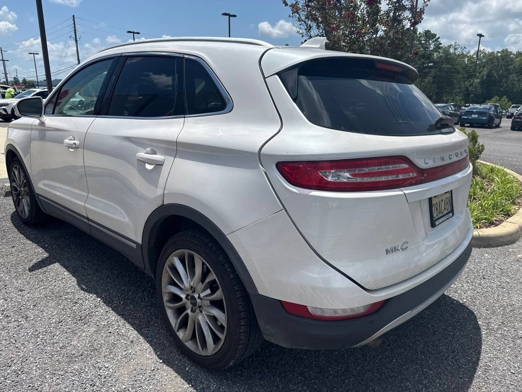 Used 2017  Lincoln Reserve image 8